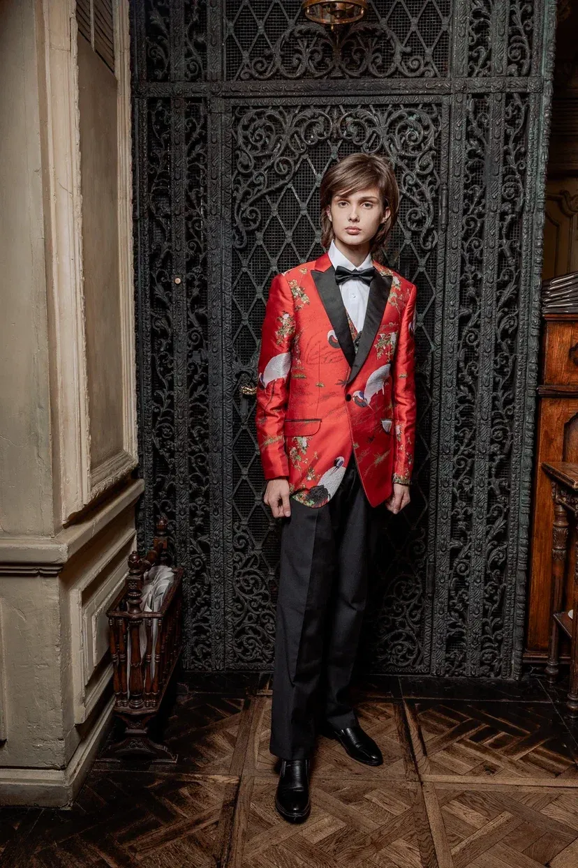3-Piece Red Festive