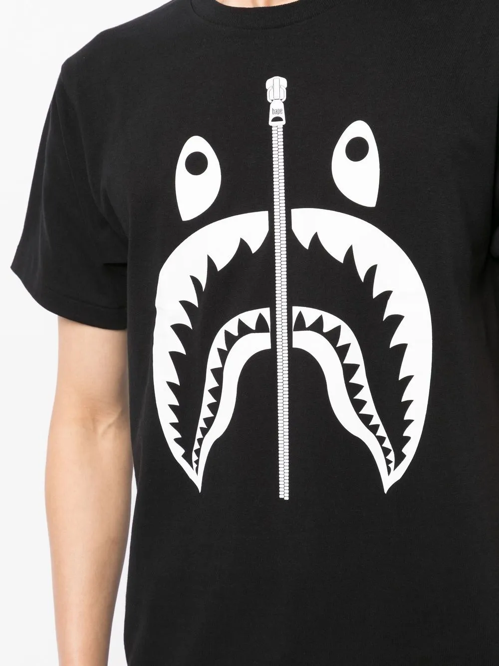 A BATHING APE® graphic-print short-sleeve T-shirt