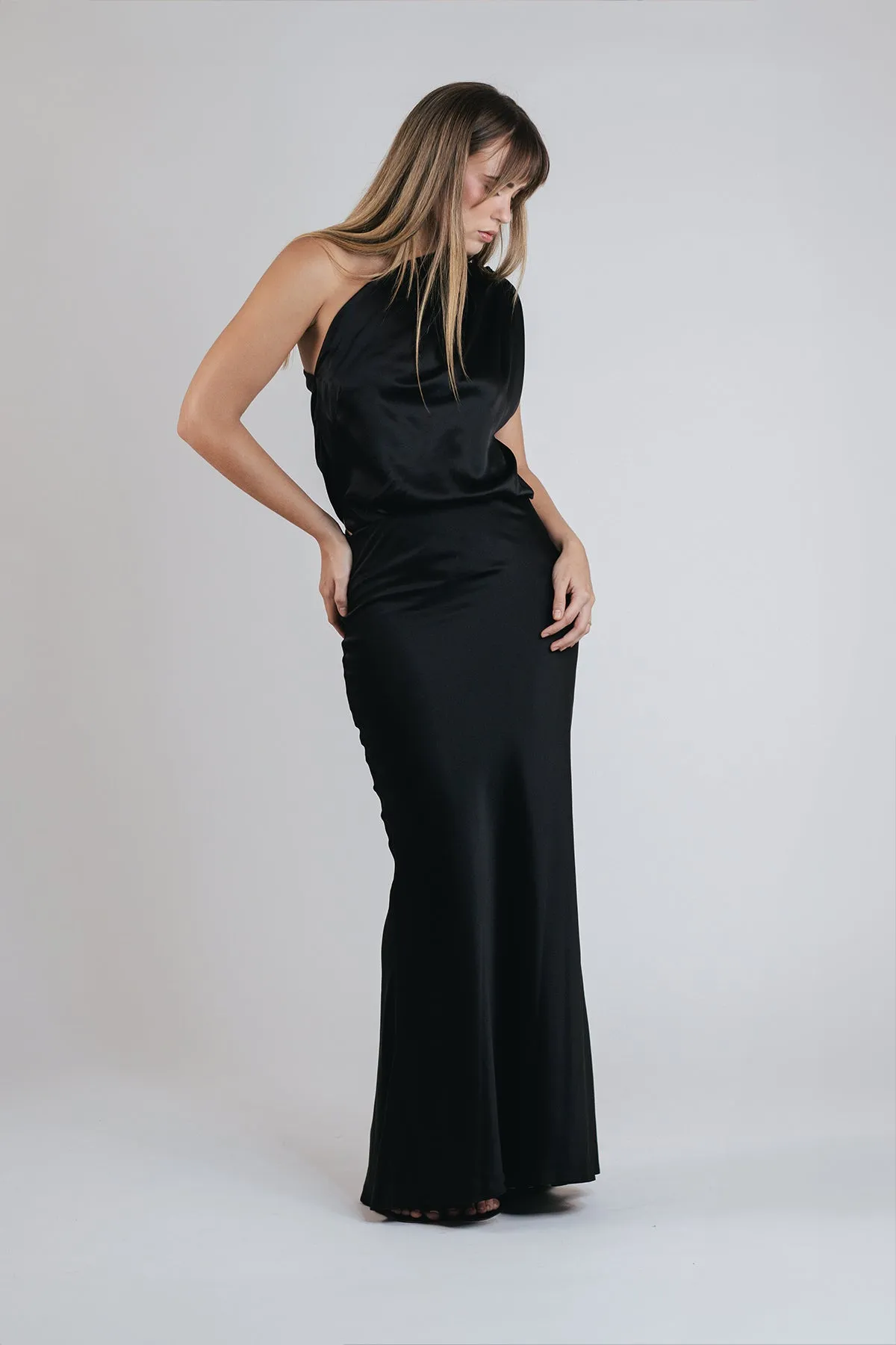 Asymmetrical Slant Top in Black