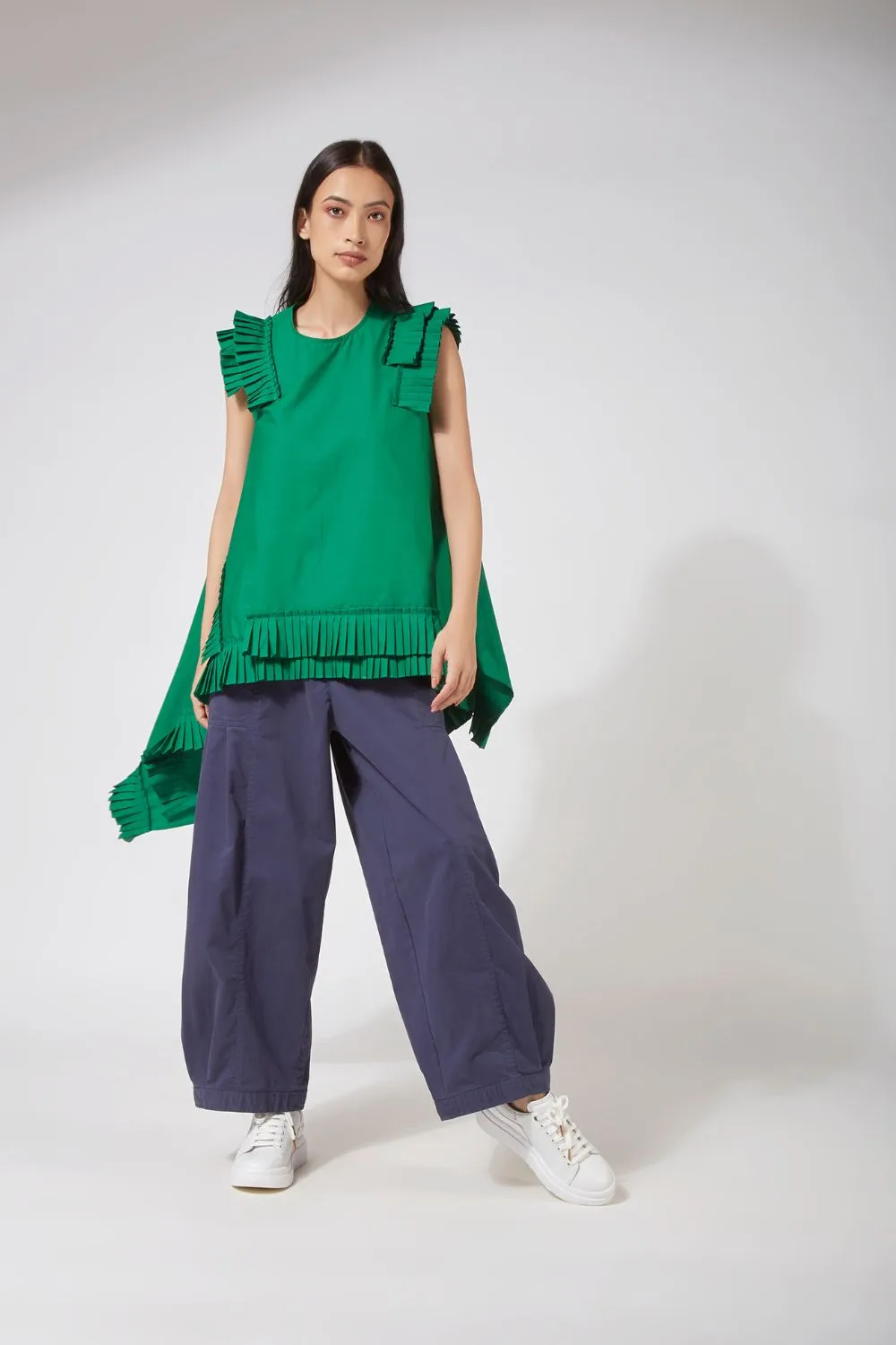 ASYMMETRICAL TOP WITH DECONSTRUCTED FRILL PANEL