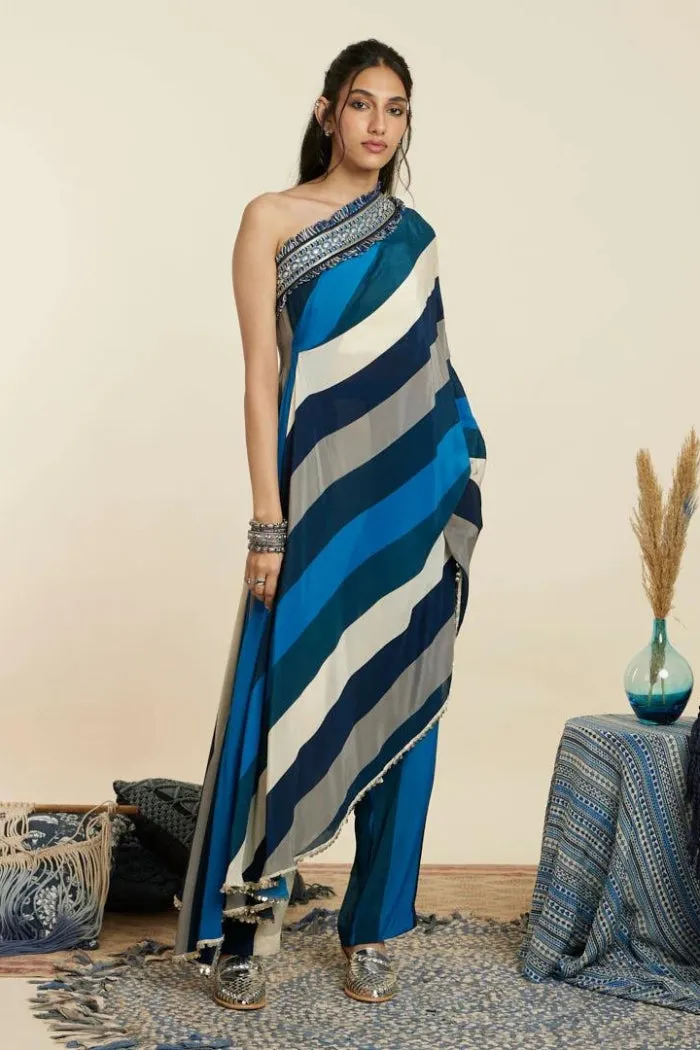 BLUE STRIPE PRINT ONE SHOULDER SAREE WITH PANTS