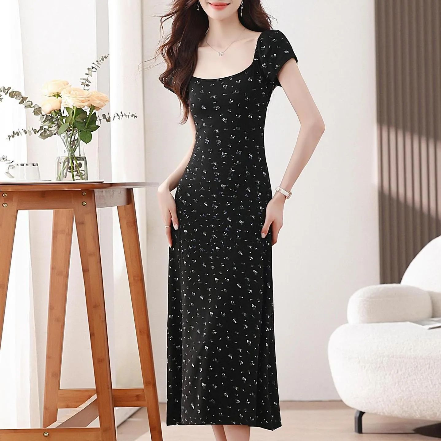 Chic Women's Maxi Slip Dress with Full Floral Print Design