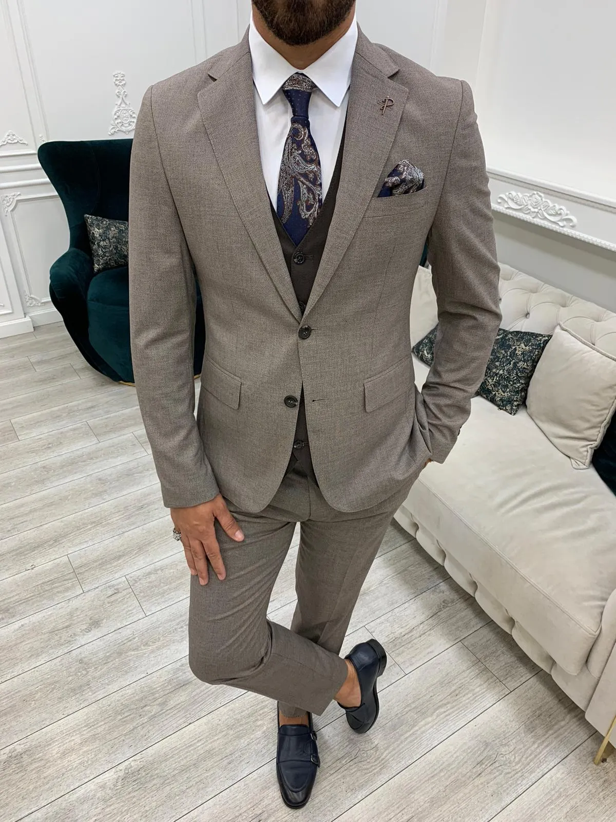 Dayton Brown Slim Fit Notch Lapel Suit - Elegant Three-Piece Attire for Any Occasion
