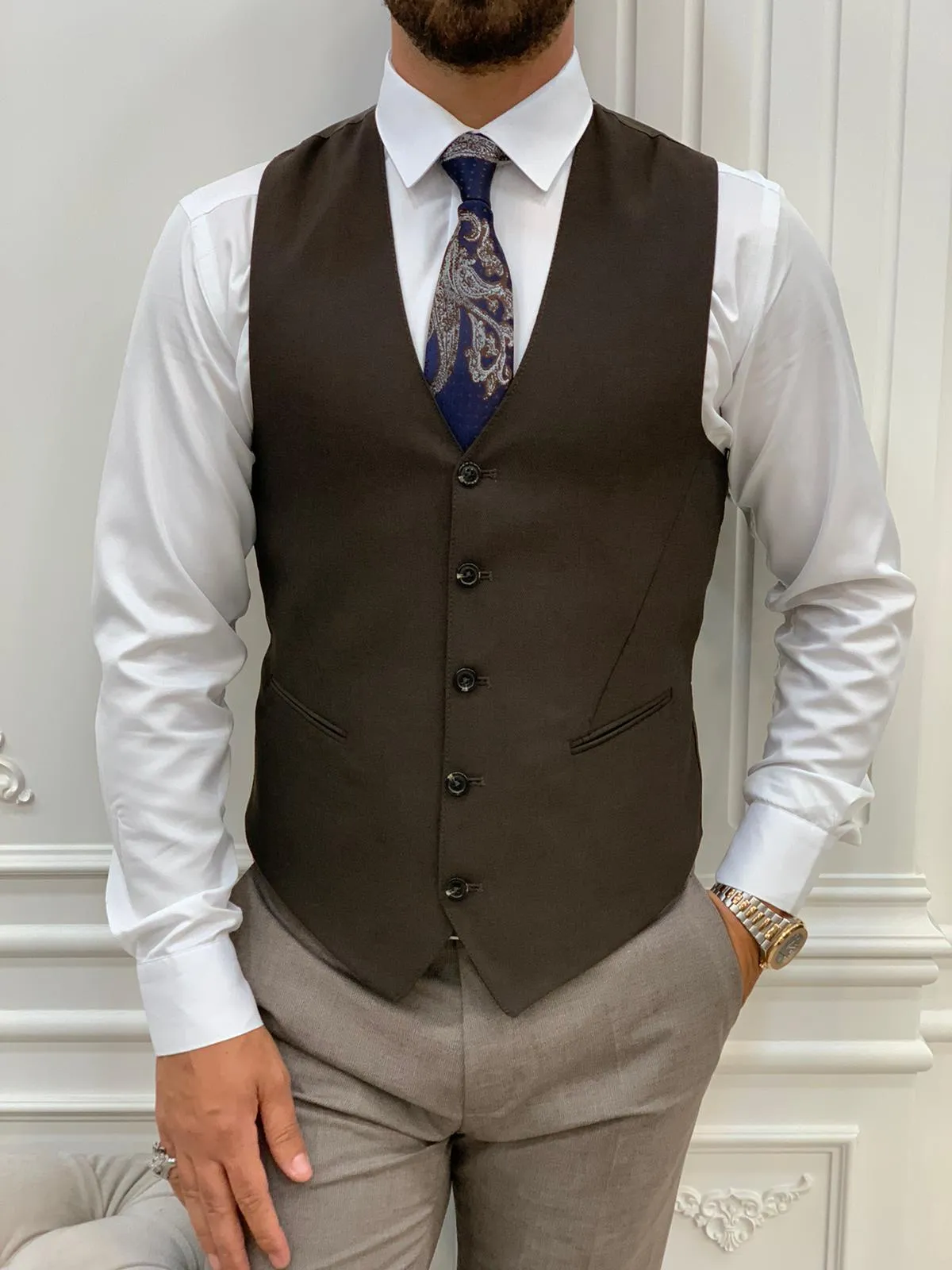 Dayton Brown Slim Fit Notch Lapel Suit - Elegant Three-Piece Attire for Any Occasion