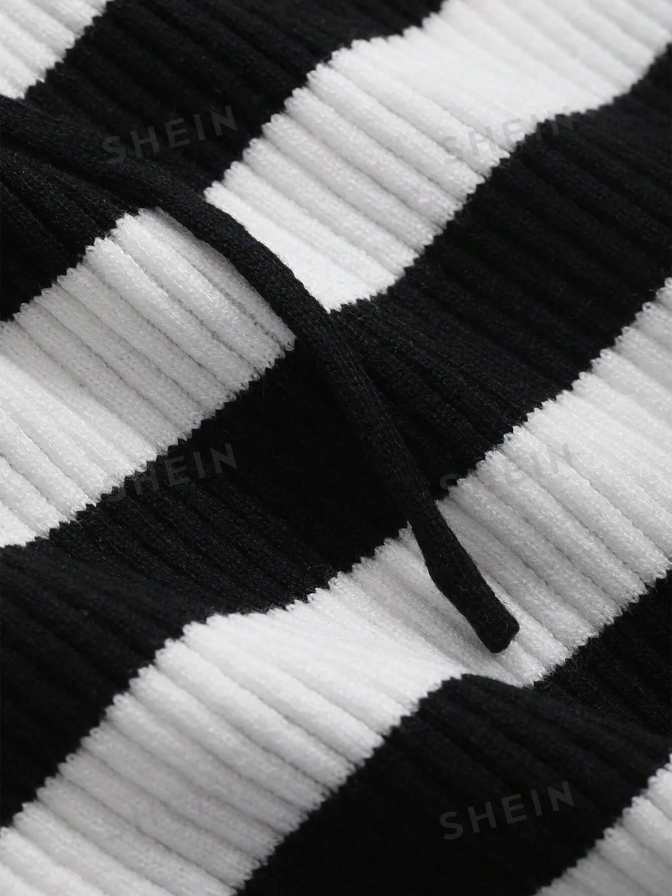 DAZY Women Striped Short Sleeve Knitted Top