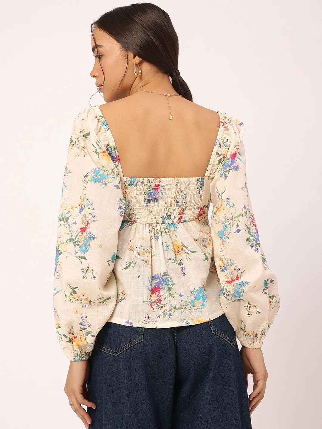DressBerry Delicate Florals Puff Sleeves Top