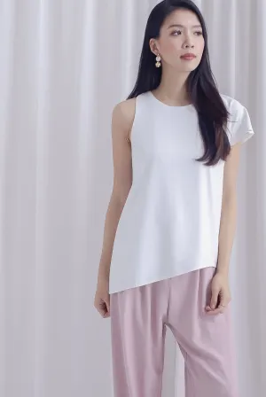 Evelynn Asymmetrical Top In White