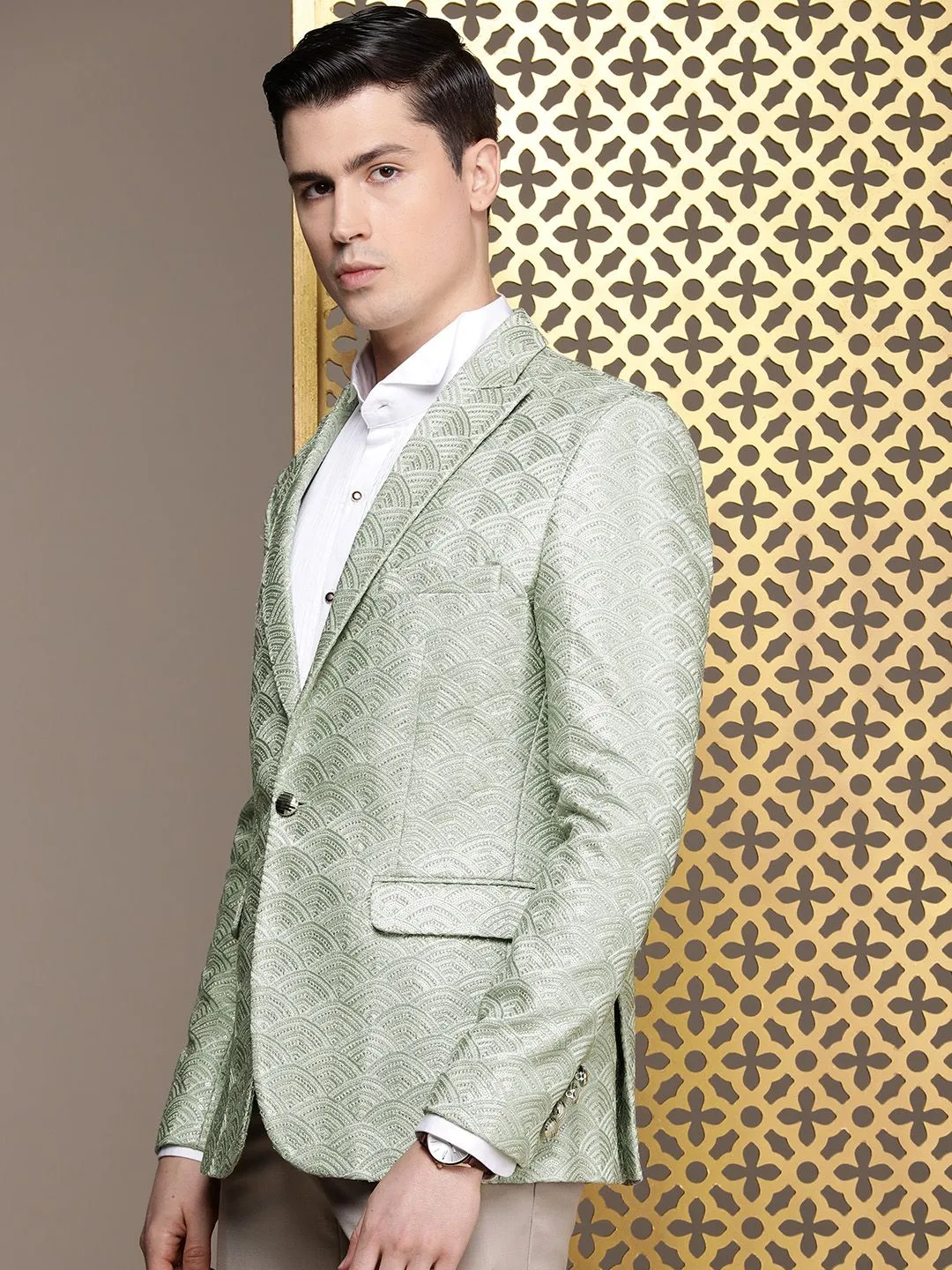 House of Pataudi Single-Breasted Sequinned Blazers