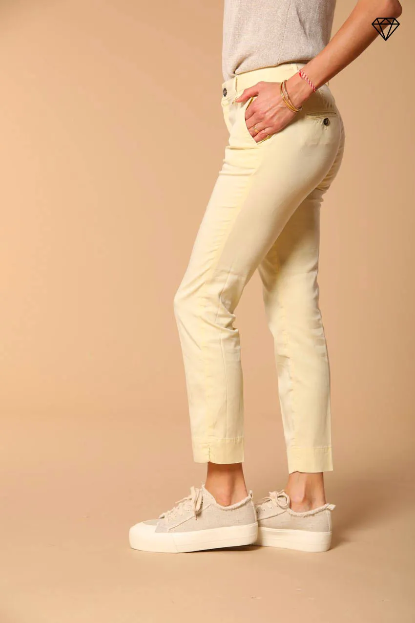 Jaqueline women's chino capri trousers in twill slim fit ①