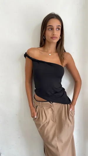 Leia One Shoulder Top
