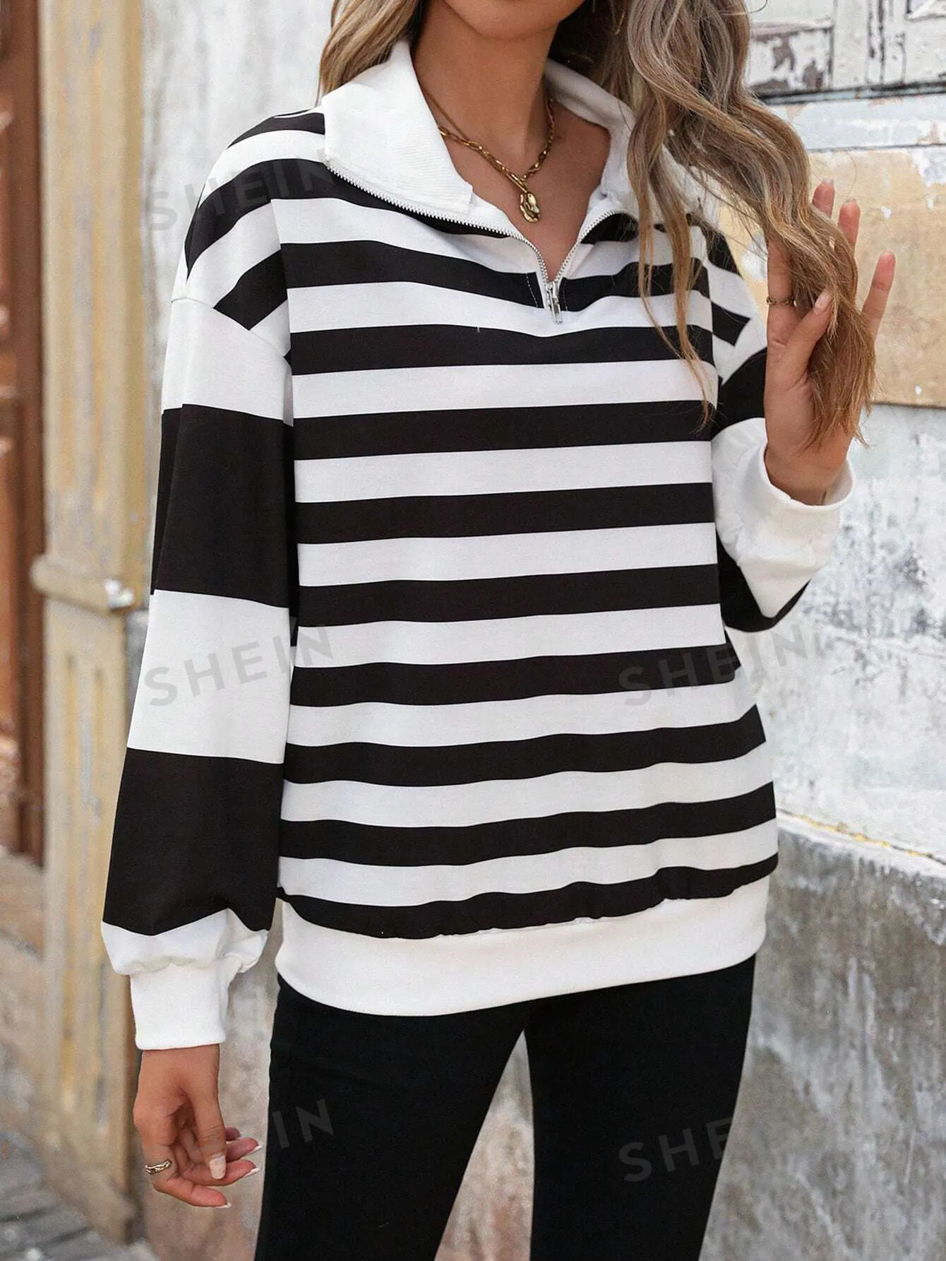 LUNE Women's Casual Street Style Black & White Striped Long Sleeve Sweatshirt, Autumn