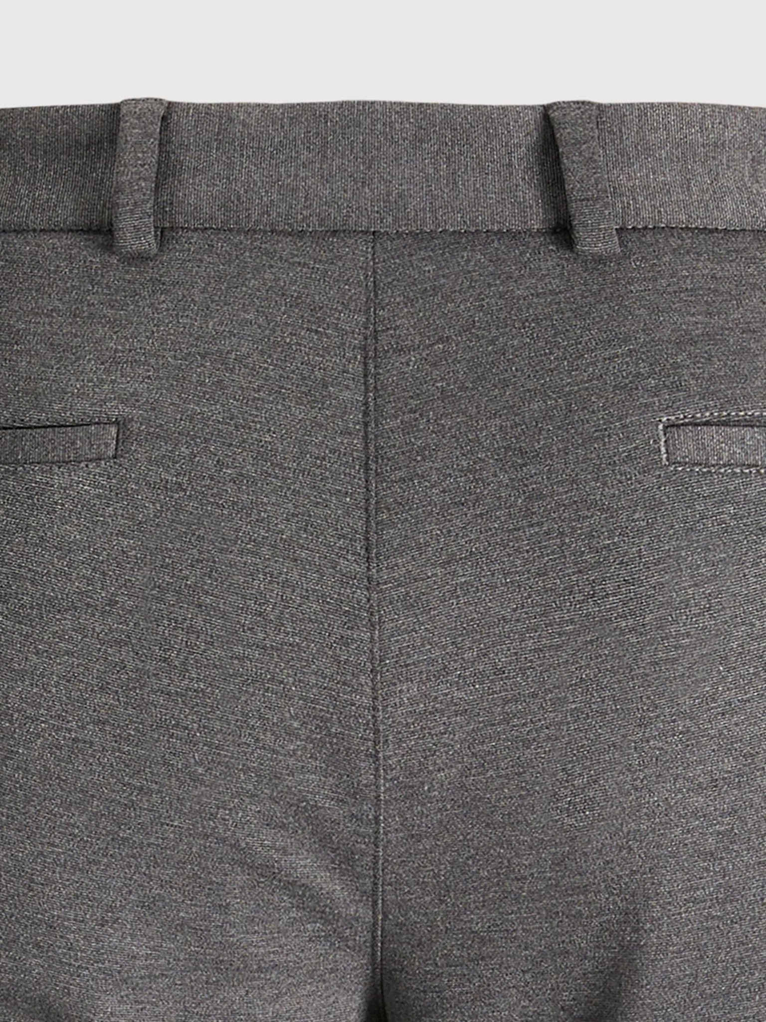 Modern & Bequem: Dunkelgraue Slim Fit Hose