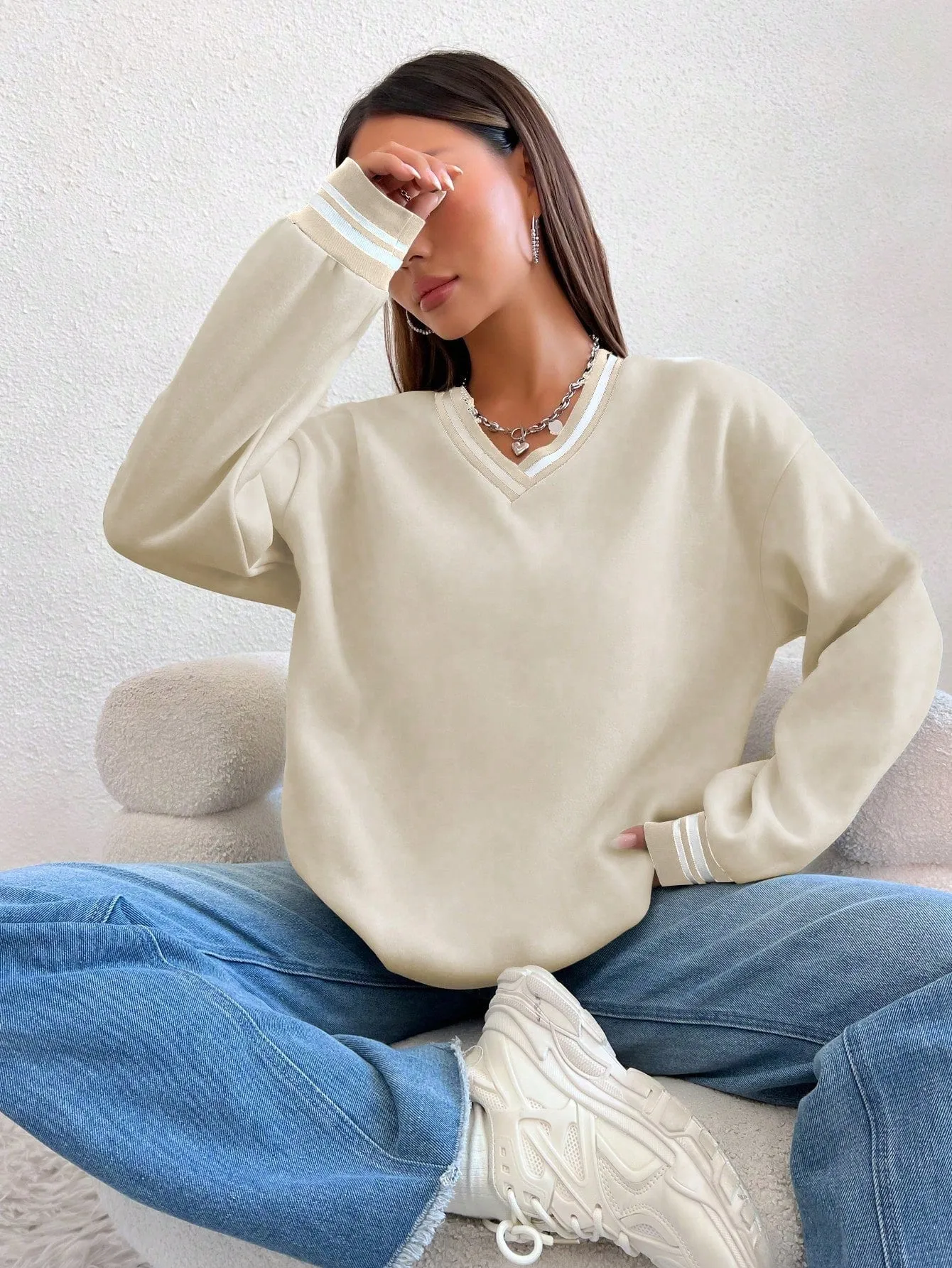 MOOSTA Ladies Simple Basic College Style V-Neck Sweatshirt
