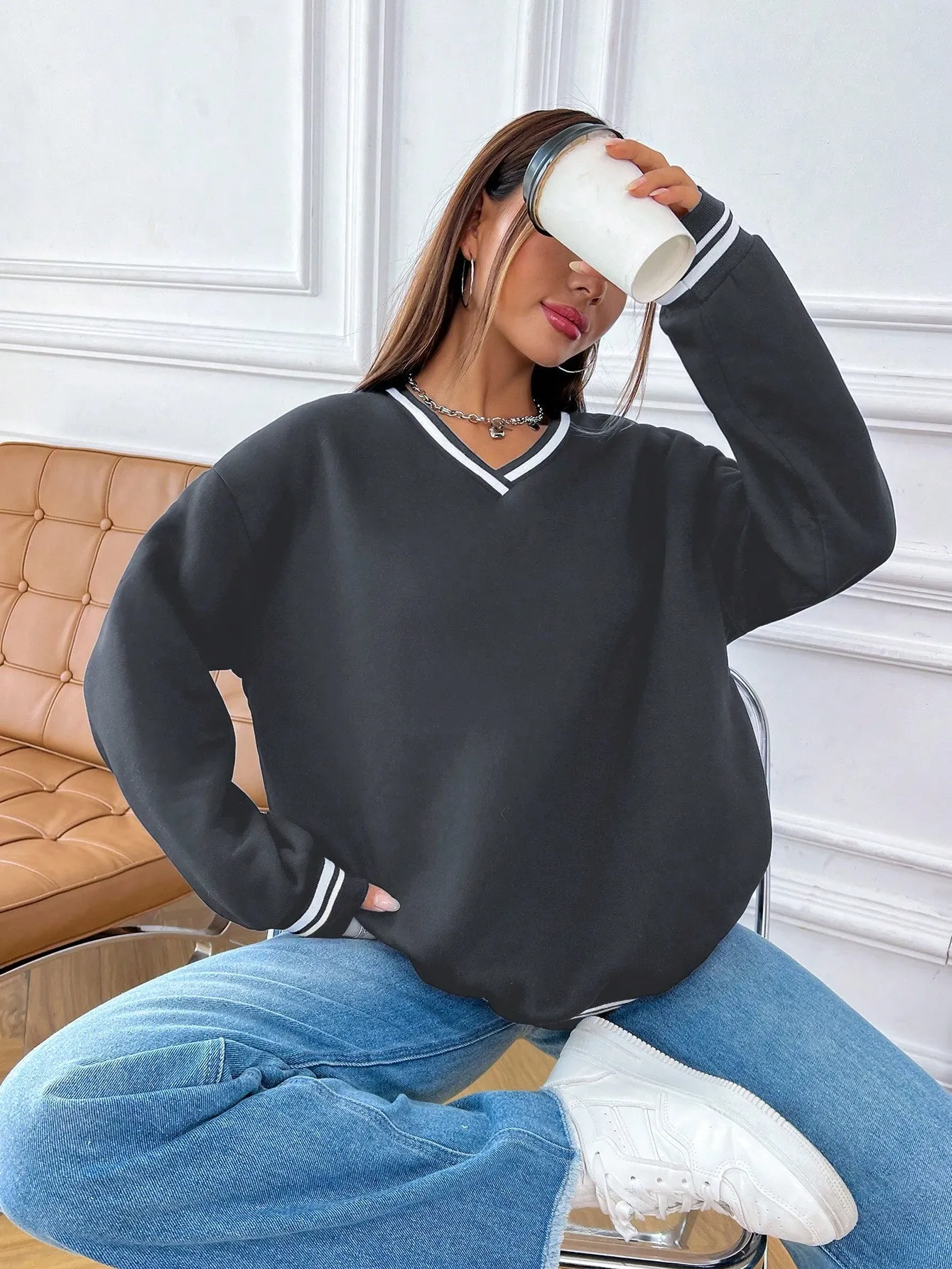 MOOSTA Ladies Simple Basic College Style V-Neck Sweatshirt