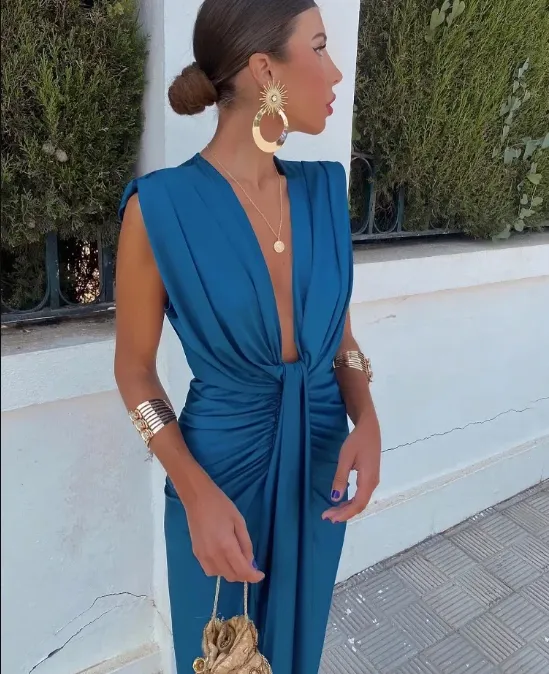 Moriah - Elegant Pleated  Maxi Dress
