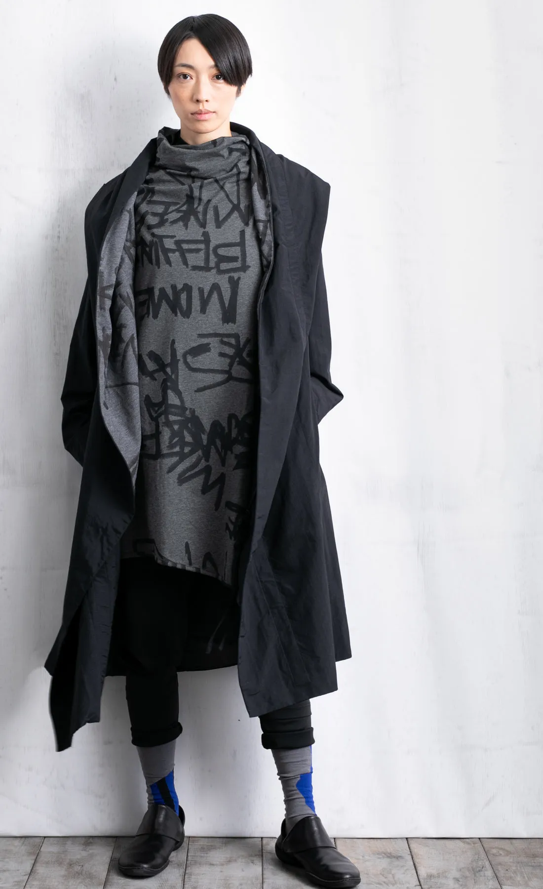 Moyuru Charcoal Graffiti Tunic