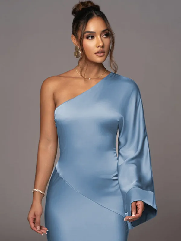 One-Shoulder Satin Maxi Dress with Fitted Silhouette