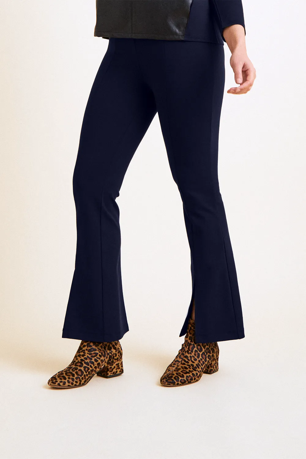 Perry Super Slim Seamed Slit Pant - Paramount Knit