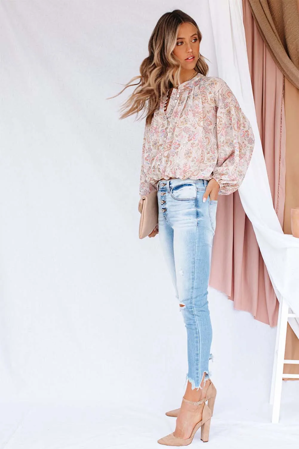 Pink Paisley Print Buttons Bubble Sleeve Crop Blouse