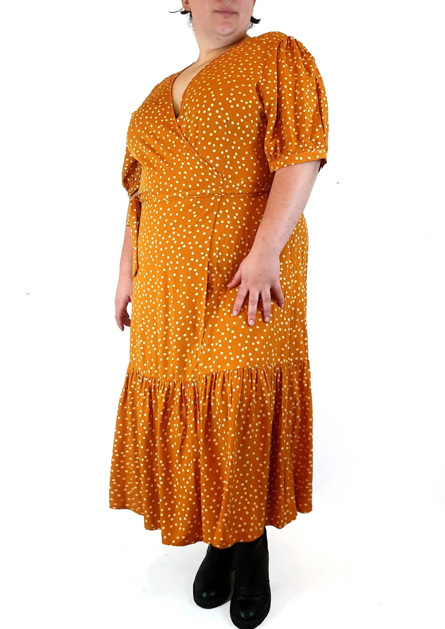Princess Highway olivia spot wrap dress in gold size 20