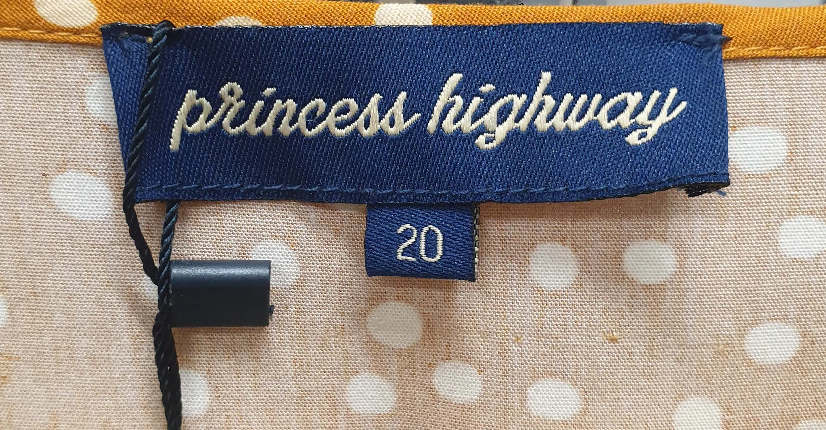 Princess Highway olivia spot wrap dress in gold size 20