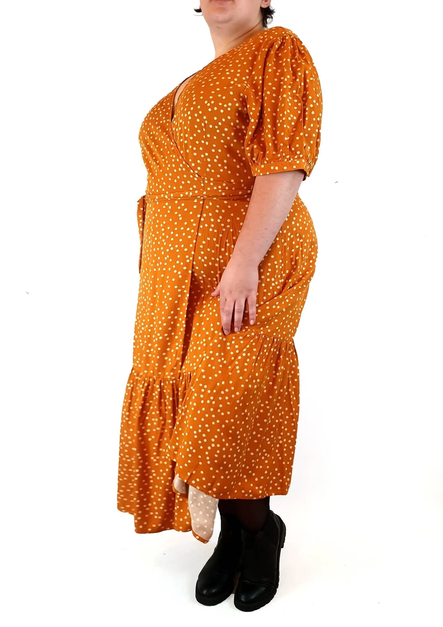 Princess Highway olivia spot wrap dress in gold size 20