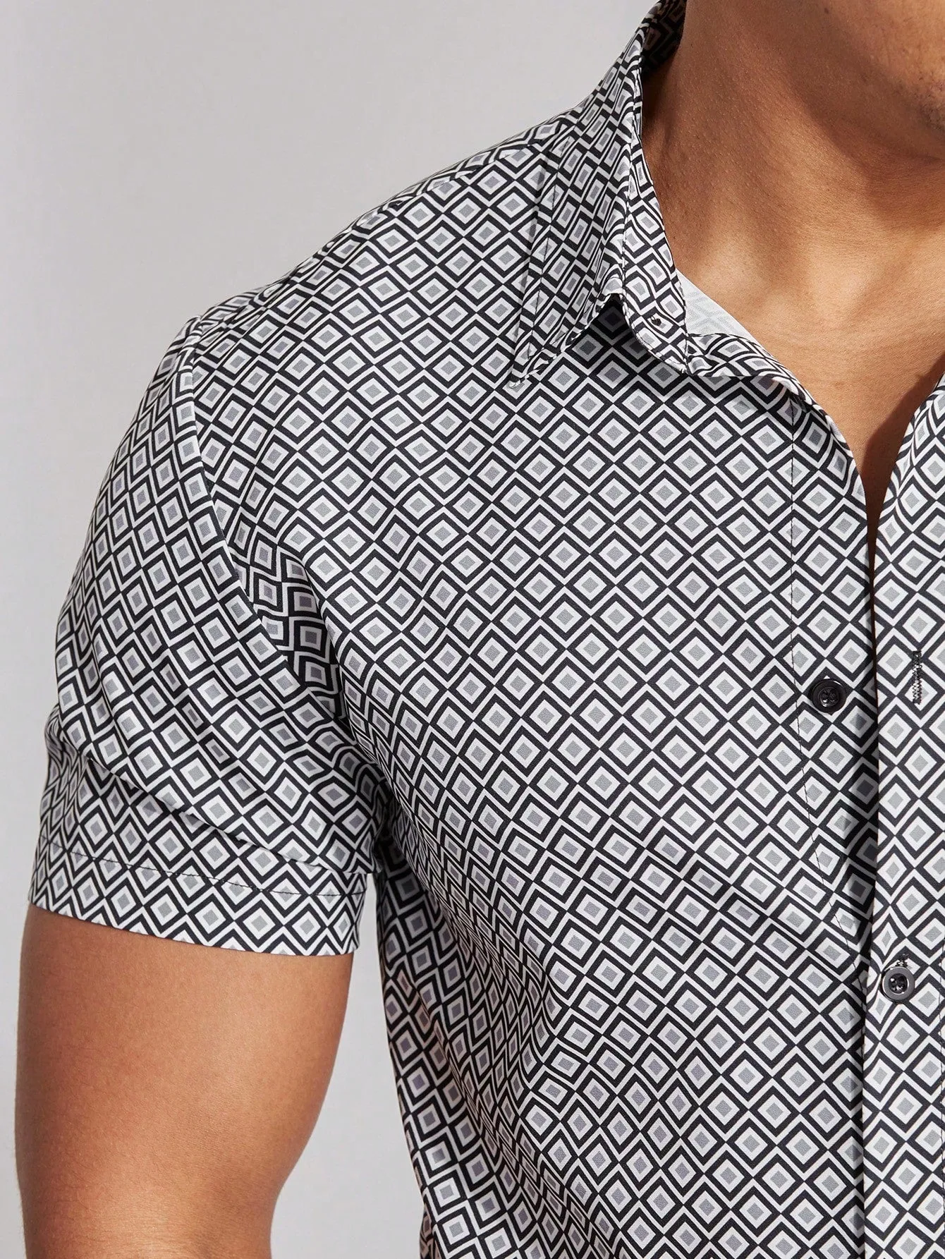 QA Homme Geometric Print Buttoned Short Sleeve Shirt Slim Fit Button Up Graphic Plaid Regular Shirts Husband