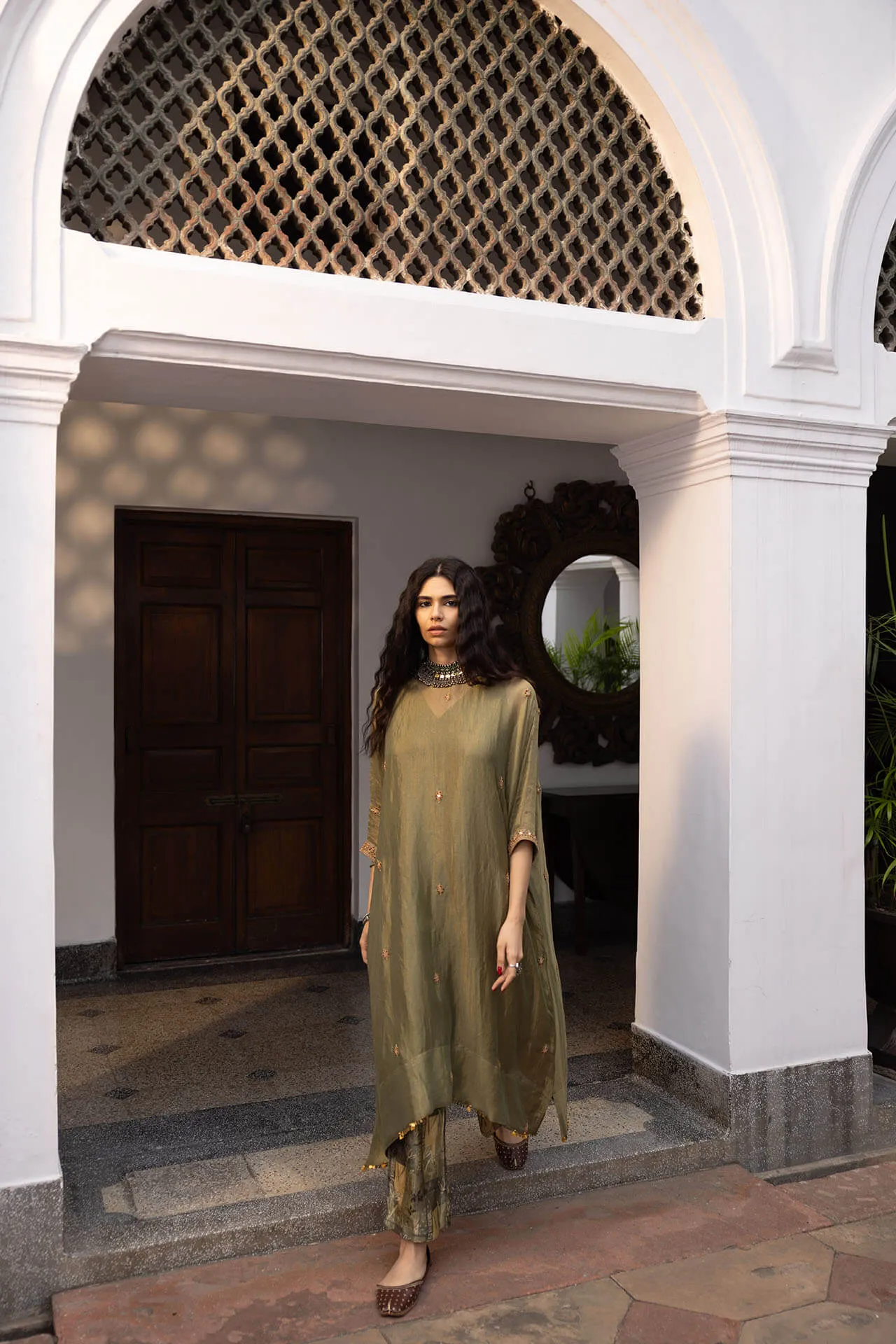Raani kaftan