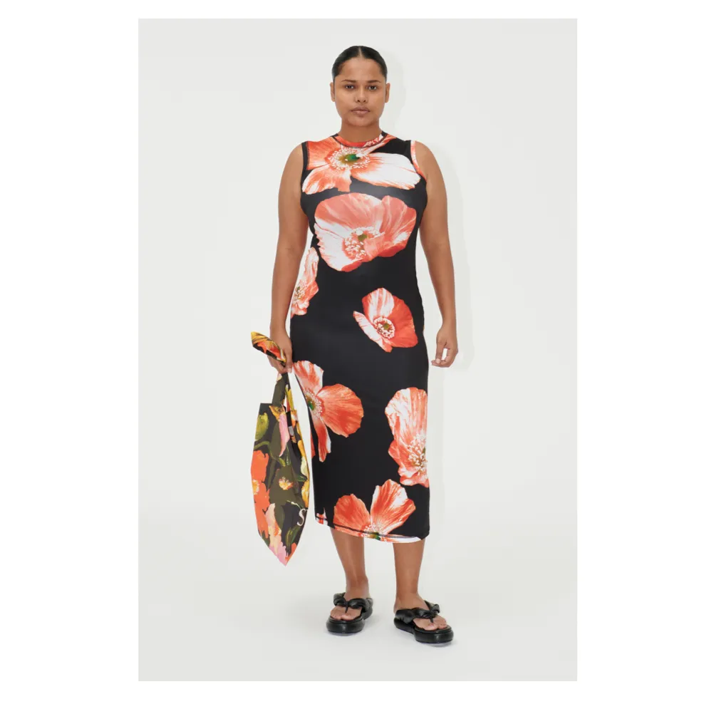 SGDANYA DRESS | OPIUM POPPIES
