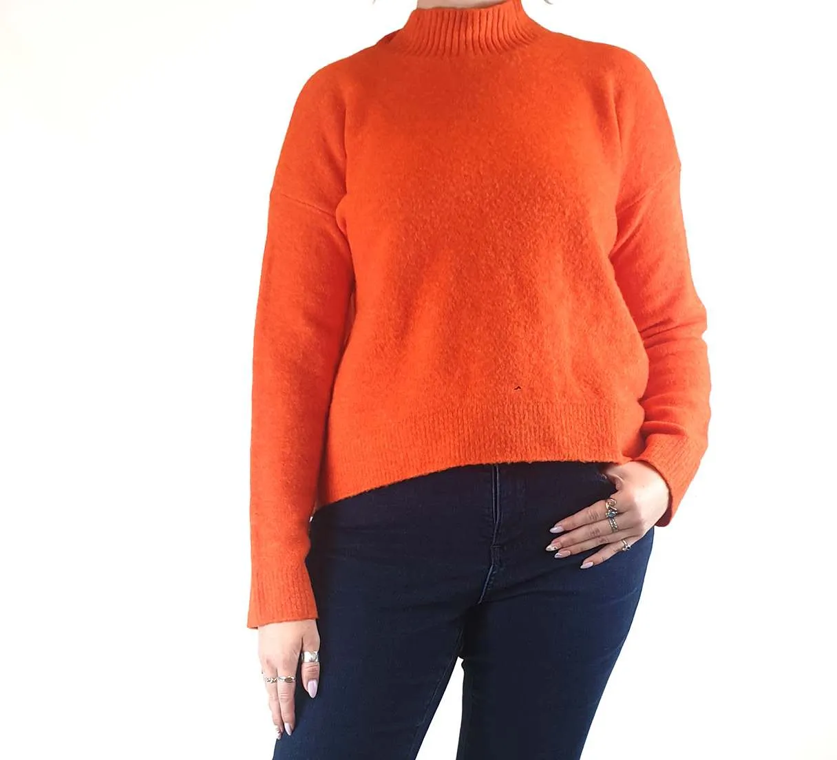 Uniqlo orange knit jumper size M