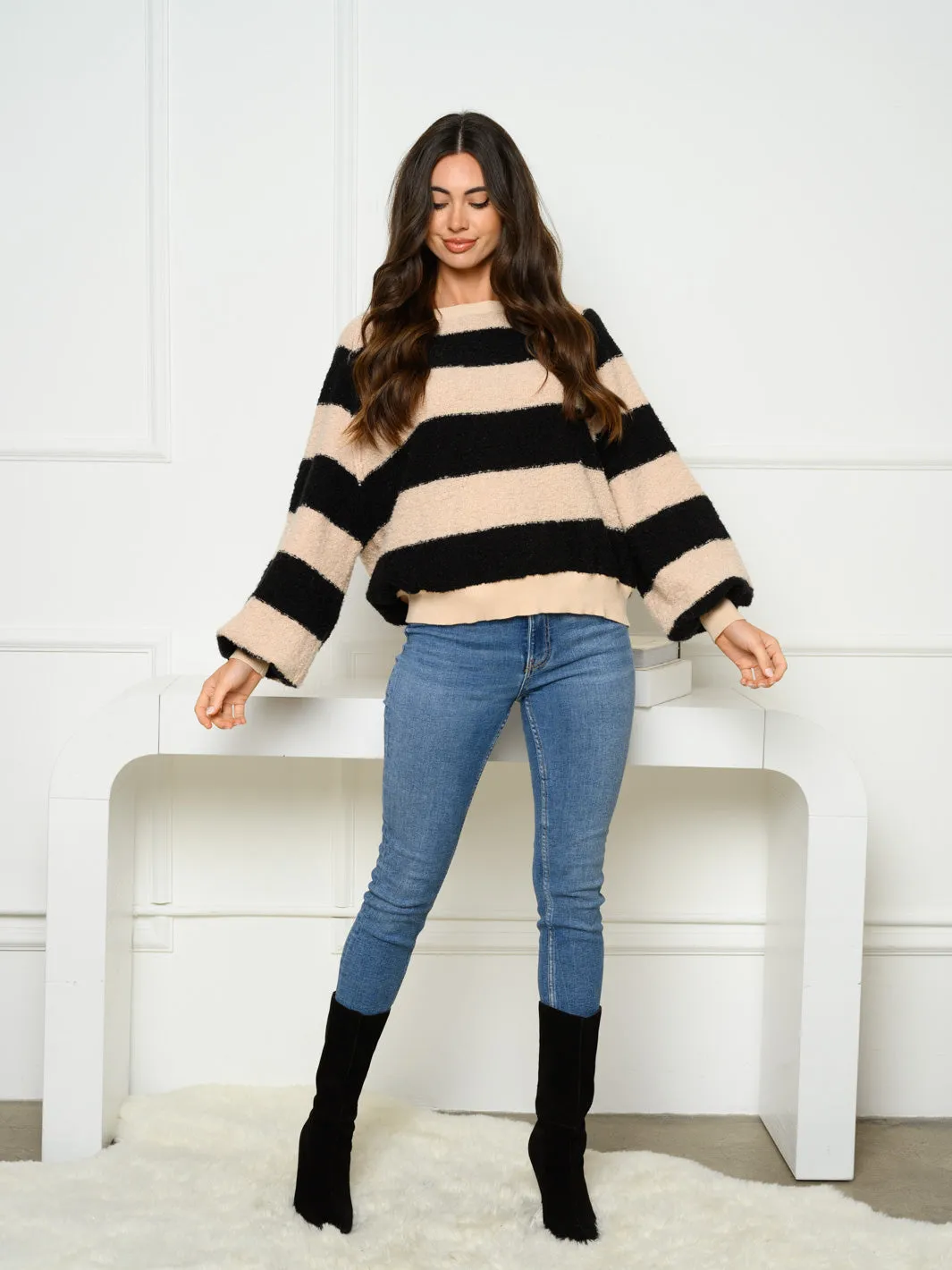 WOMEN'S LONG PUFF SLEEVE COLORBLOCK SWEATER