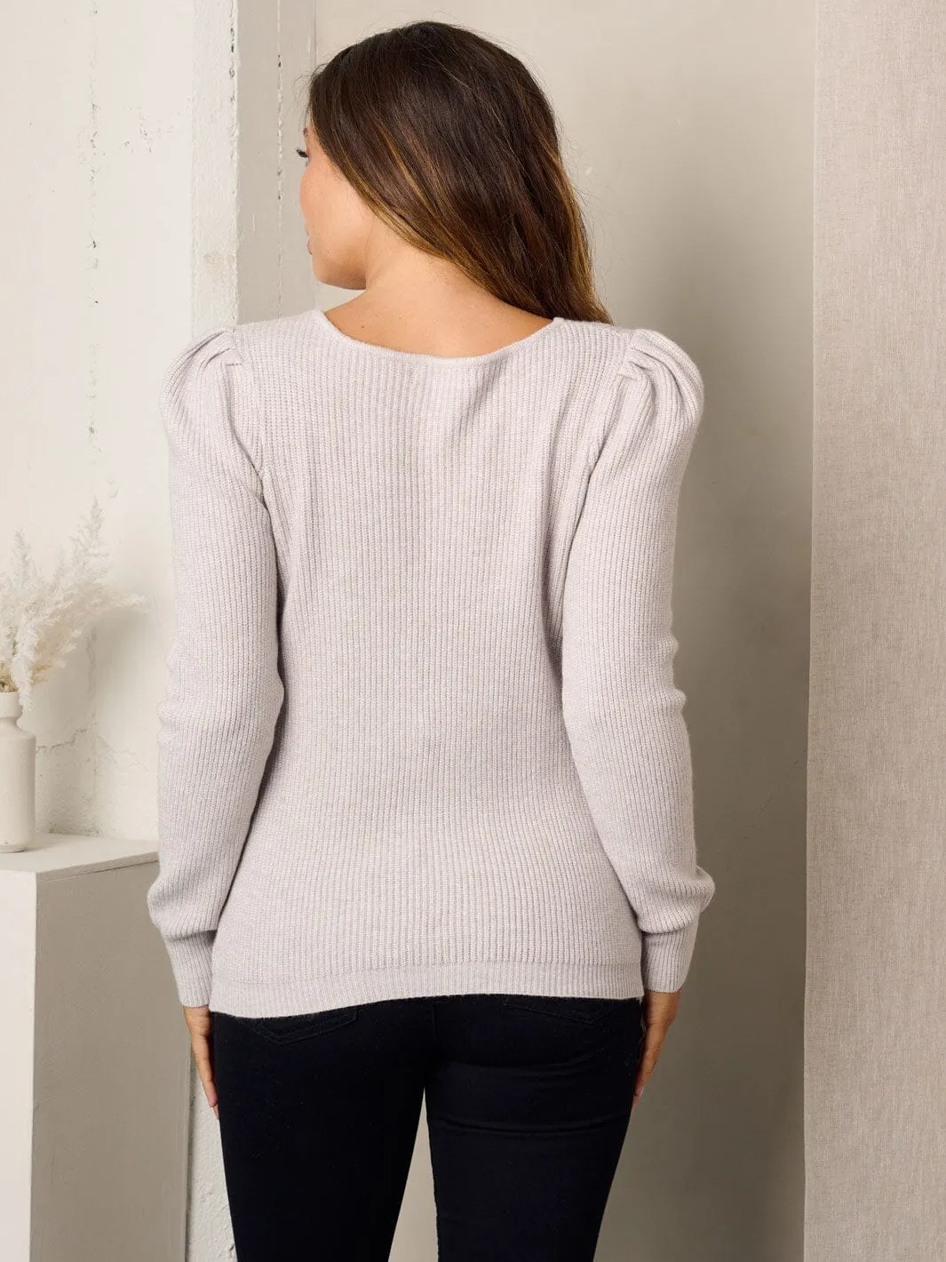 WOMEN'S LONG PUFF SLEEVE STUDS DETAILED KNIT SWEATER