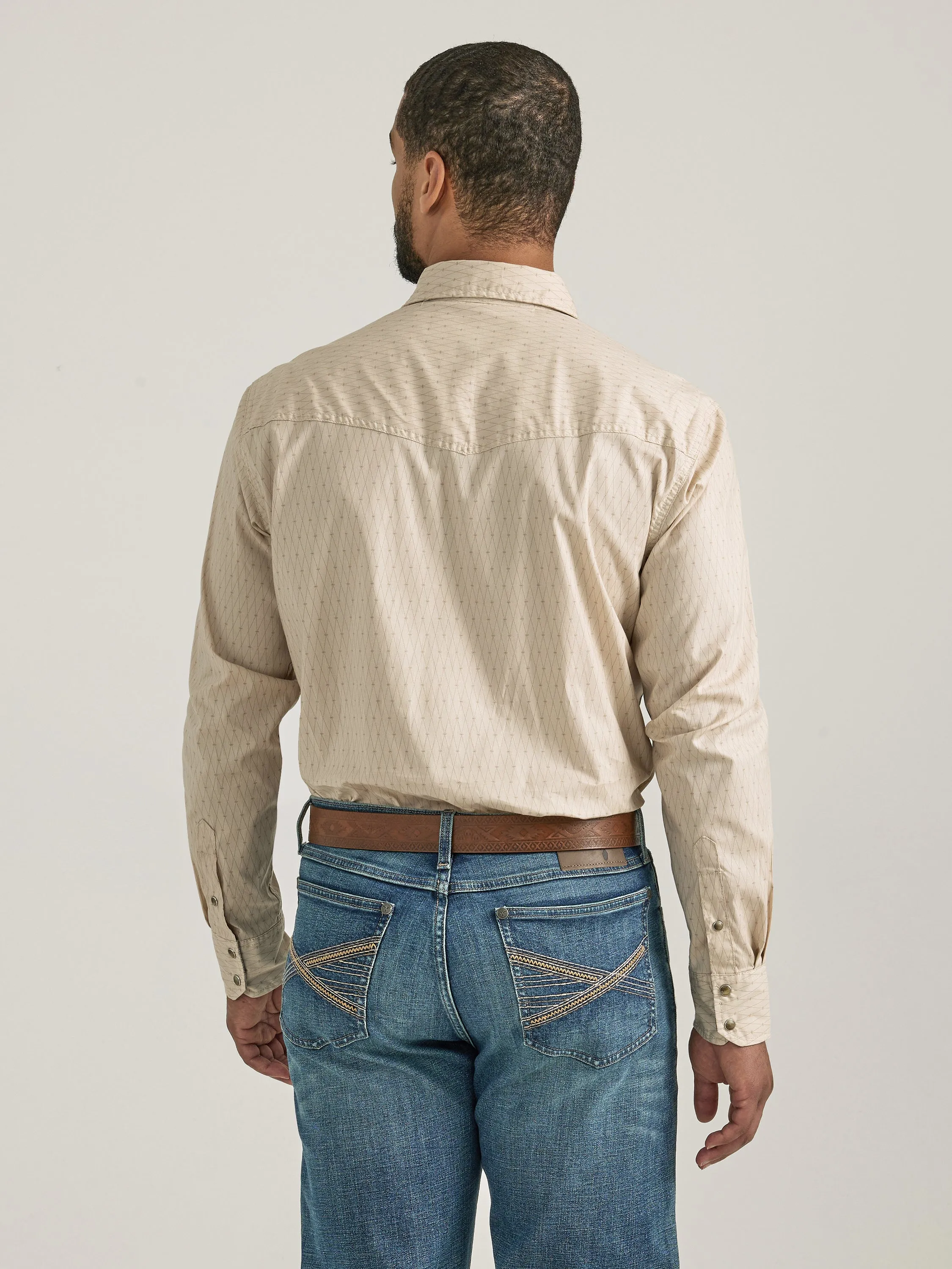 Wrangler Men's 20X Competition Classic Fit Long Sleeve Shirt