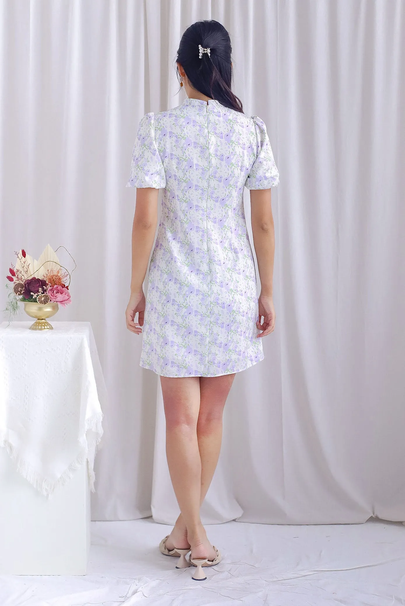 Yarn Buttons Removable Oriental Collar Dress In Lilac
